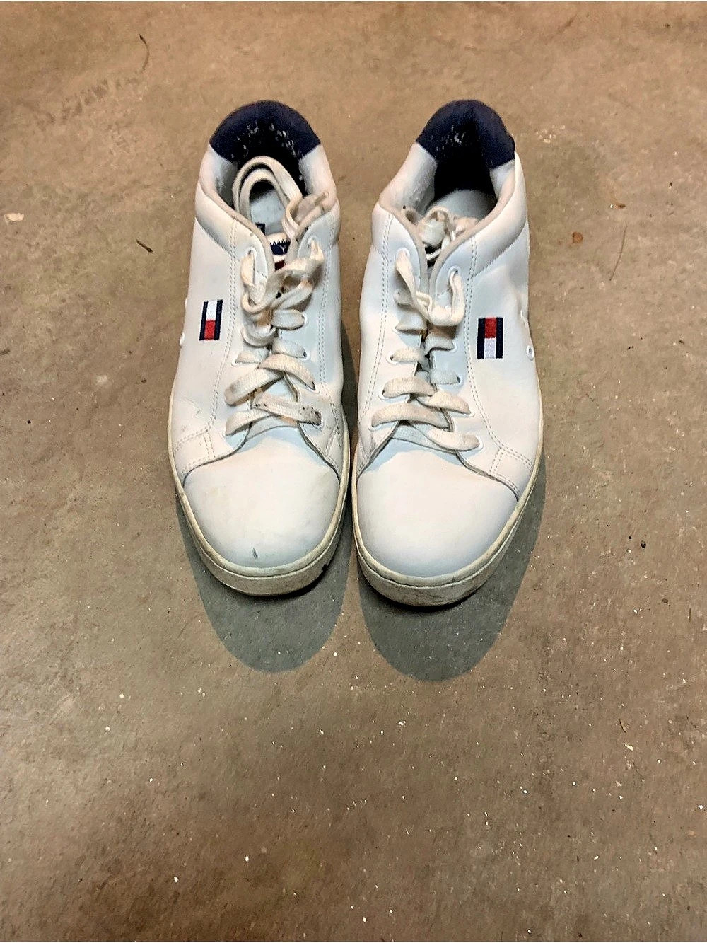 Tommy Hilfiger Flag Logo Leather Sneaker White & Navy